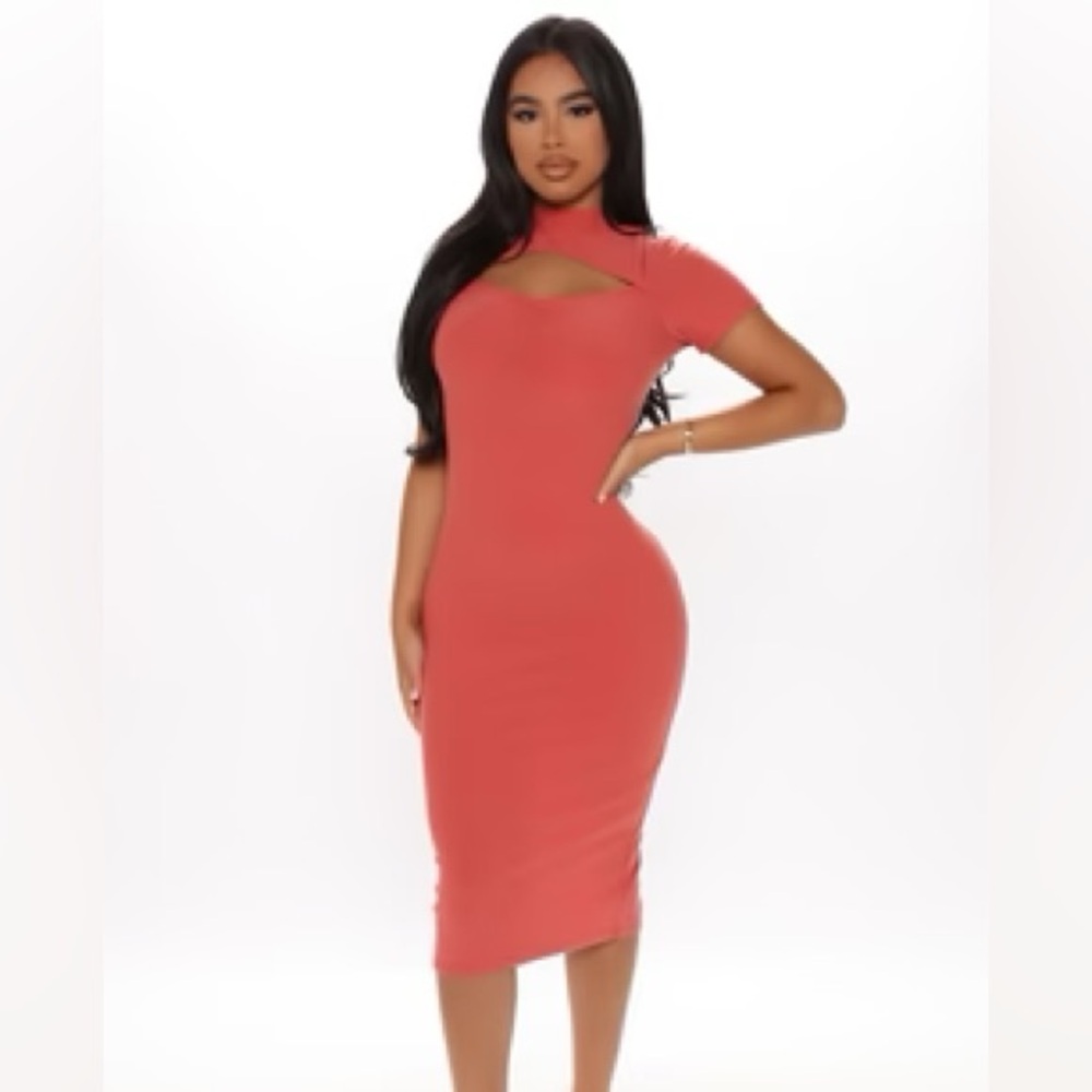 Fashion Nova coral dress size M